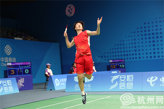 首节比赛 首节比赛